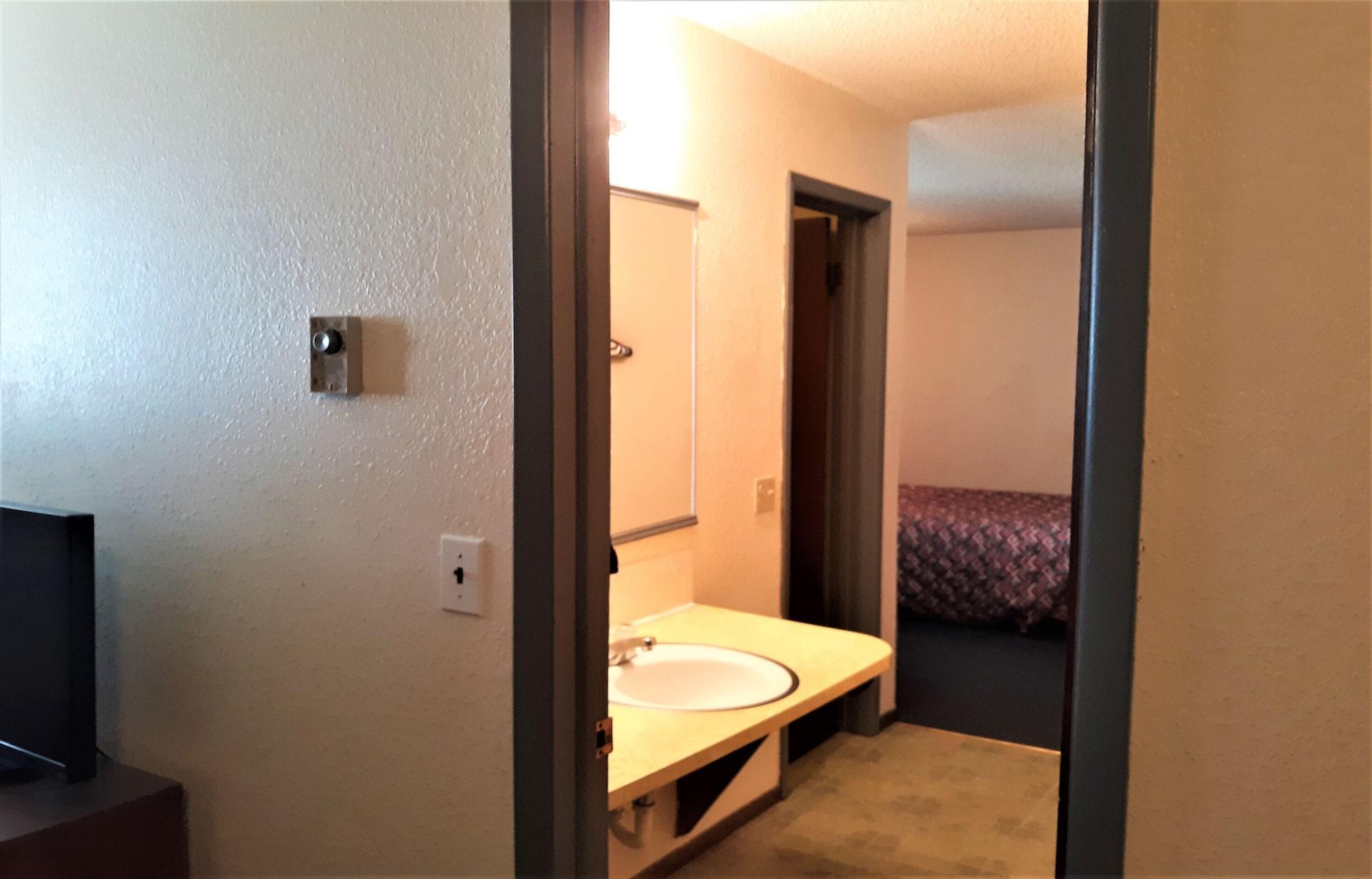 Oyo Hotel Cheyenne Wells - Us 40 Kültér fotó